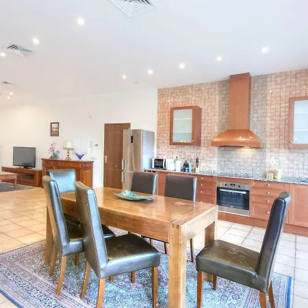Vakantiehuis Holiday Plata